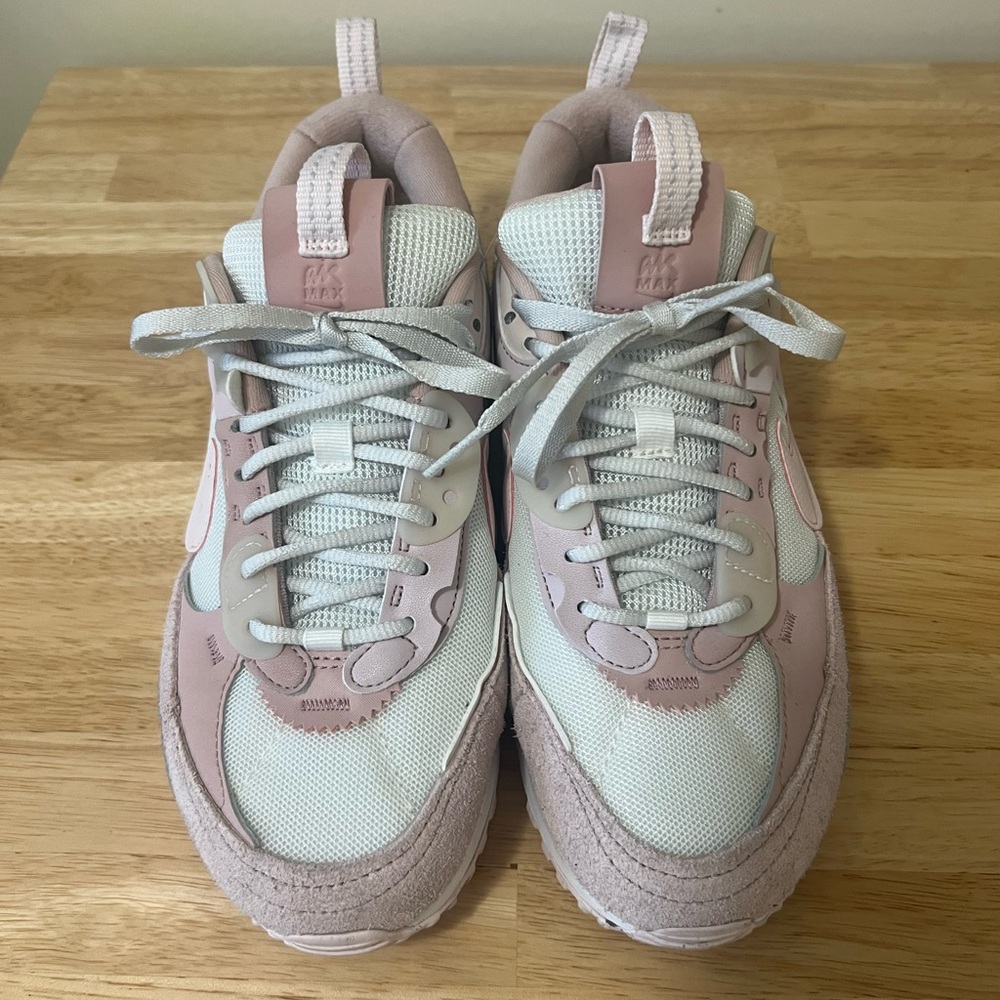 Nike Blush Pink and White Air Max Sneakers size 7 - Picture 2 of 9